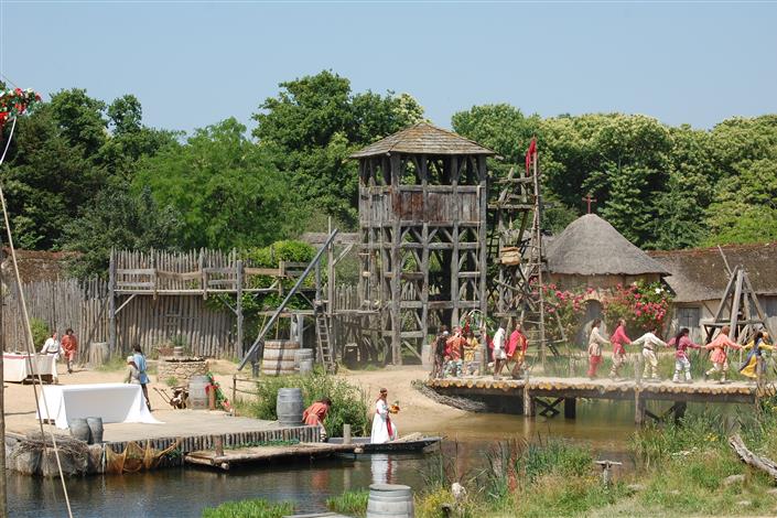Parc du Puy du Fou - Camping Le Bois Joli
