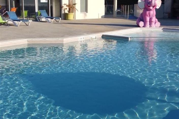 Camping avec piscines, espace aquatique, lagon - Camping Le Bois Joli