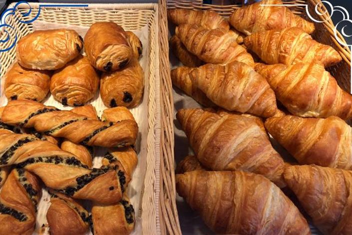 Camping Le Bois Joli - Service de boulangerie - Camping Le Bois Joli