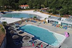 piscines lagon au camping le Bois joli vendée  - Camping Le Bois Joli