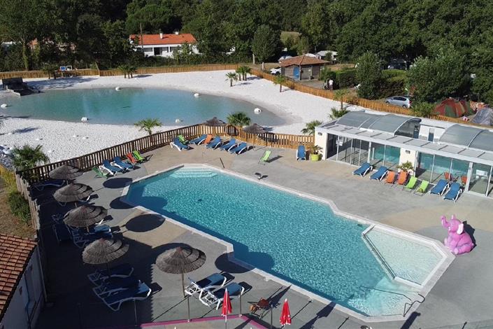 piscines lagon au camping le Bois joli vendée  - Camping Le Bois Joli