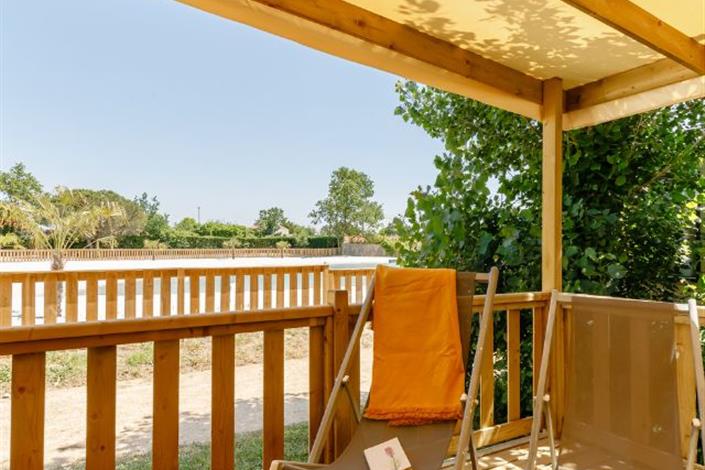 Mobil-home vue sur lagon - Camping Le Bois Joli